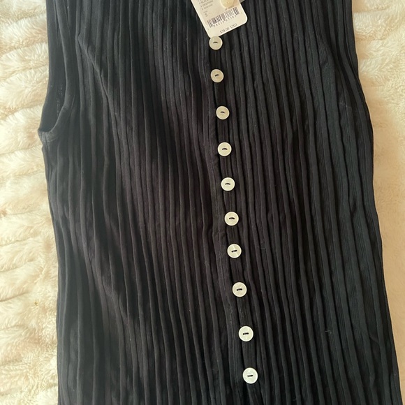 Free People Sleeveless Button-Down Top - Picture 1 of 2
